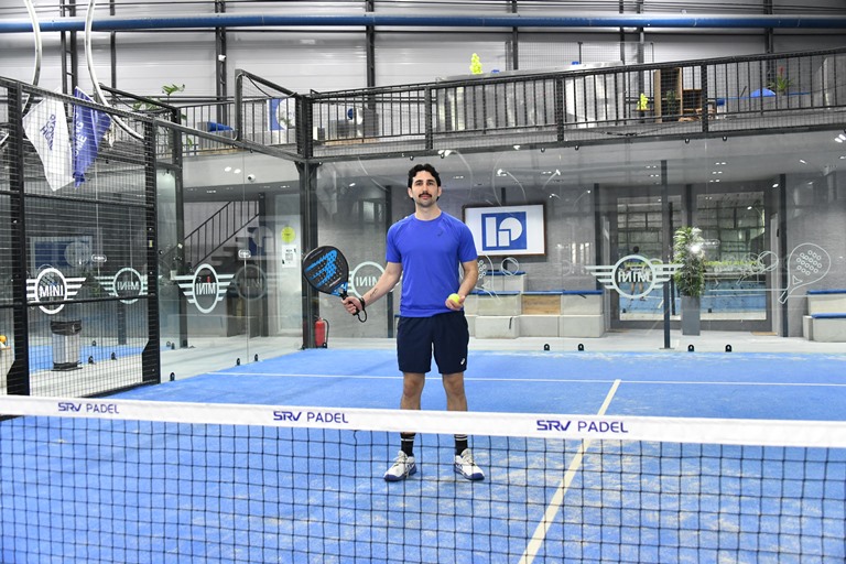 Efe Sözer : �Padel,  Bir Kortun Ötesinde �nsanlar �çin Bir Sosyalle�me Alan��